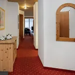 Abendrot Apartments-18 By Interhome شقة جريندلوالد
